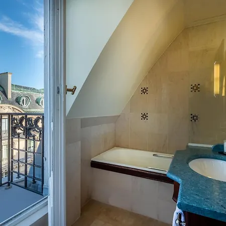 Hotel Pont Royal 5*