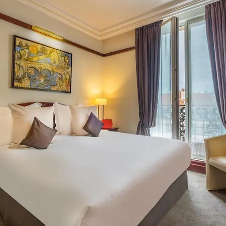 Otel Pont Royal