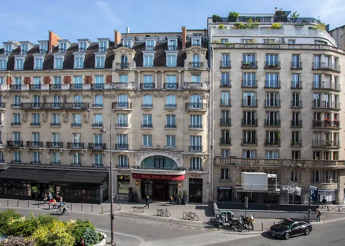 Pont Royal Париж