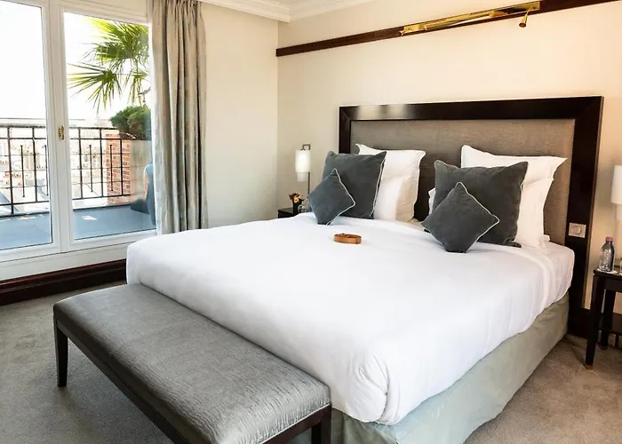 Pont Royal 5*