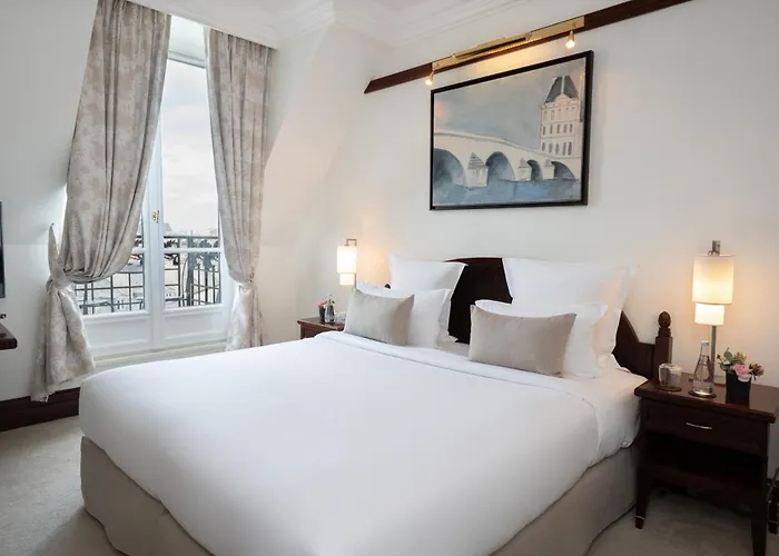 Pont Royal Отель Париж