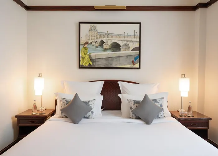 Pont Royal 5* Париж