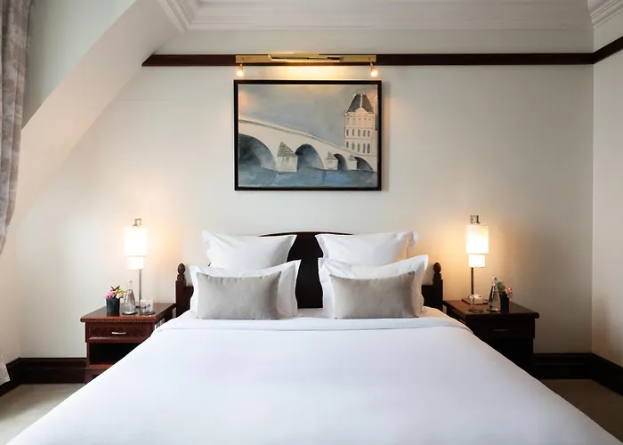 Pont Royal 5* Париж