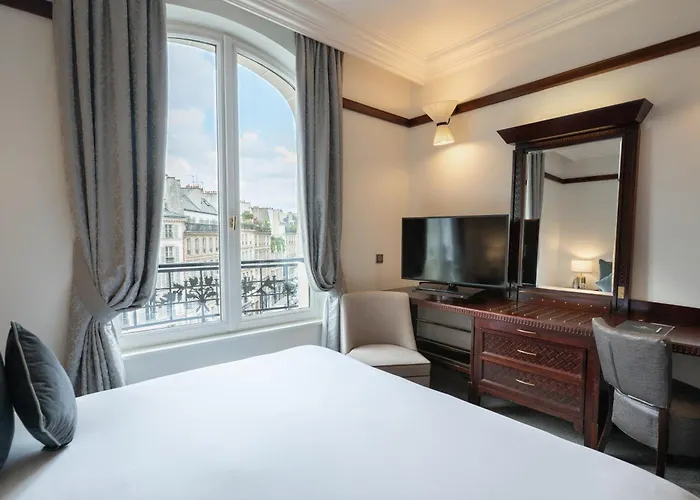 Pont Royal Отель