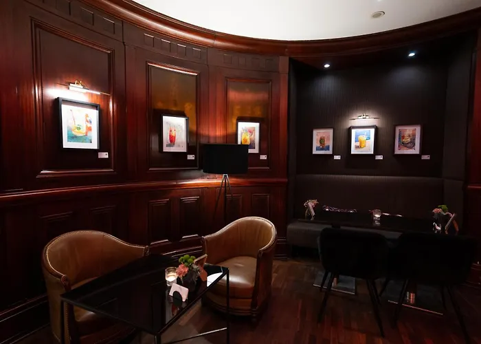 Pont Royal Отель