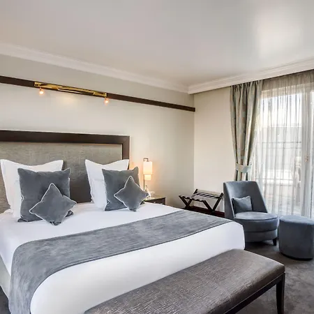 酒店 Pont Royal 5*
