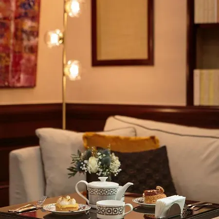 Hotel Pont Royal