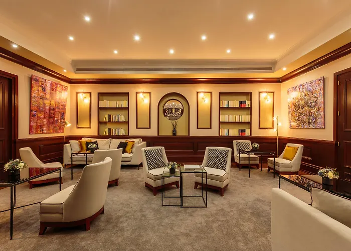 Pont Royal Hotel 5*